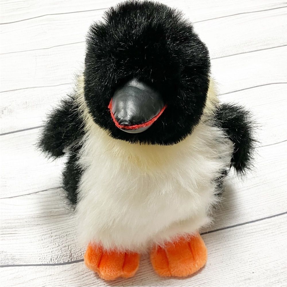 𝅺VINTAGE 1980’s AMERICA WEGO Plush Penguin 12” X 10” Fiesta Toys Emperor